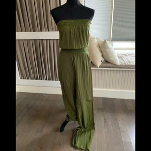 NWOT Strapless Jumpsuit, freshly dry cleaned! So perfect poolside this summer!